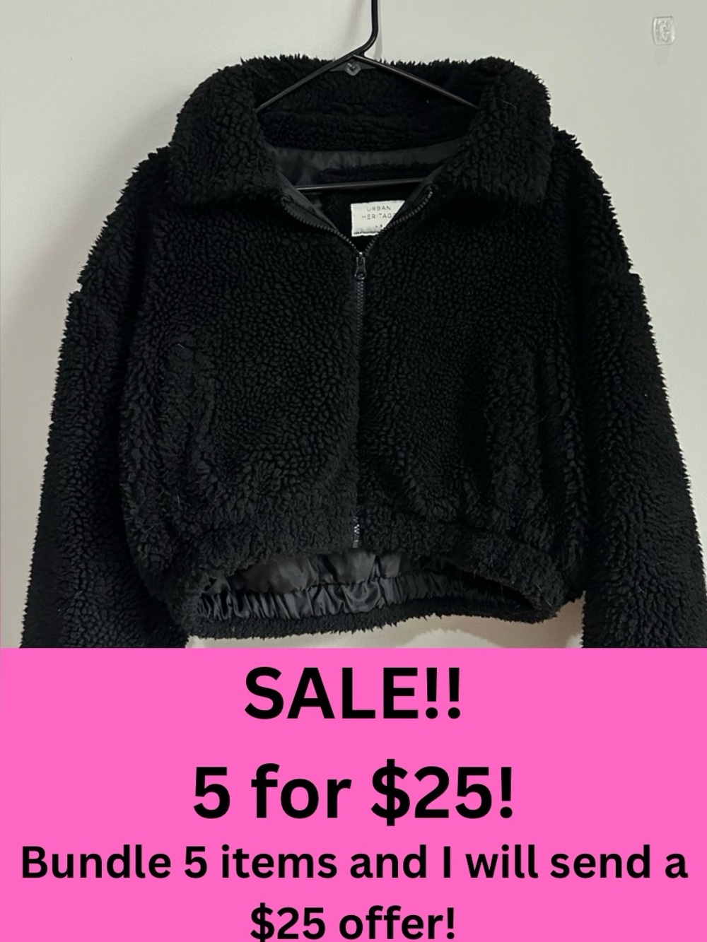 5/$25 Urban Heritage Black Cropped Teddy Sherpa Jacket